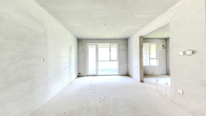 泰颐新城雅誉二手房实景图