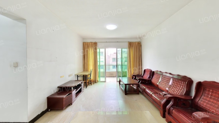 逸翠华庭二期二手房实景图