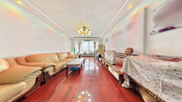 浅草绿阁三期二手房实景图