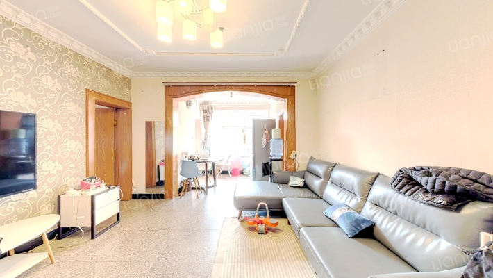 市金属材料公司大院二手房实景图