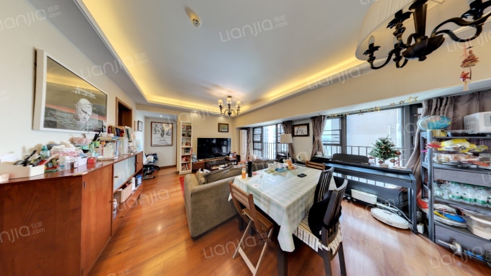 万科麓城三期二手房实景图