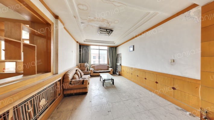 区经贸委宿舍二手房实景图