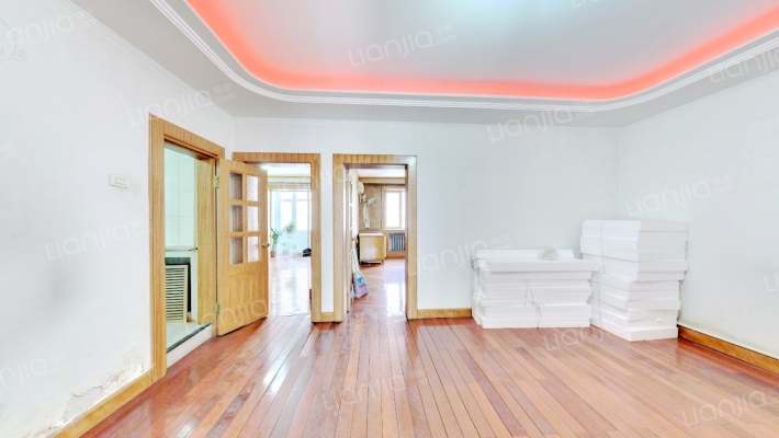 南极街二手房实景图