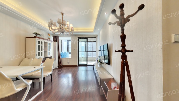 万科美景龙堂二手房实景图