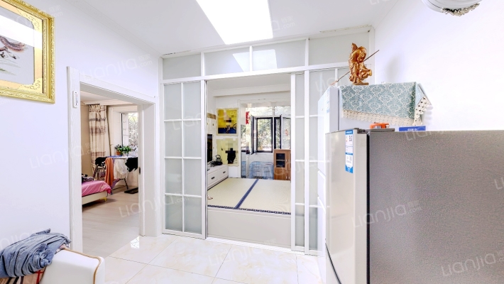 机段里铁路小区二手房实景图