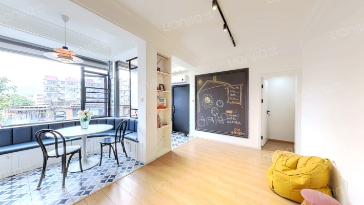 交通厅宿舍(外九彩巷25号)二手房实景图