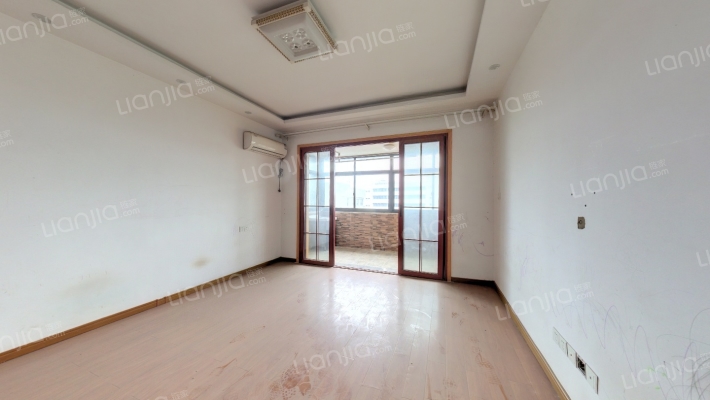 大西门街10号二手房实景图