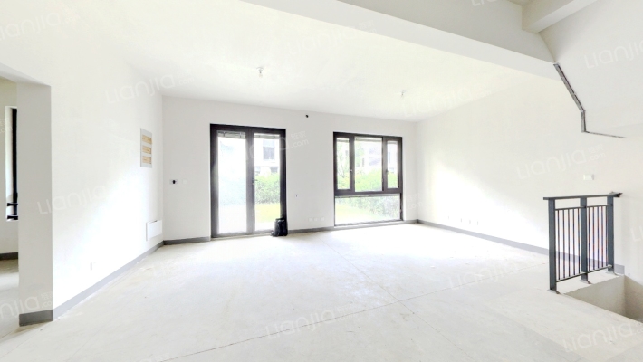 新城和樾二手房实景图