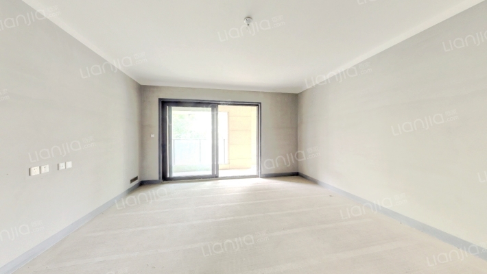 荣盛华府二手房实景图