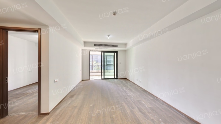 龙湖天璞二手房实景图