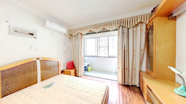 东景家园二手房实景图