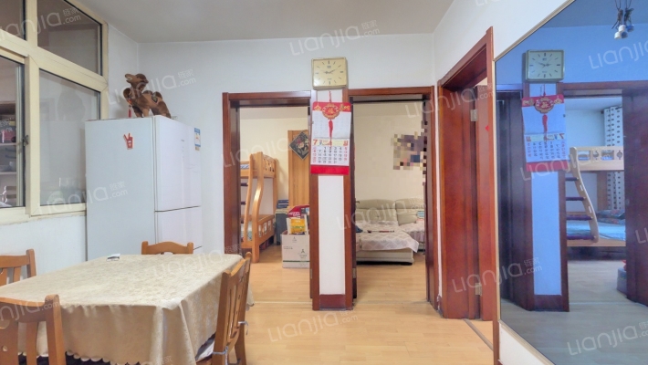 邮专学校宿舍二手房实景图