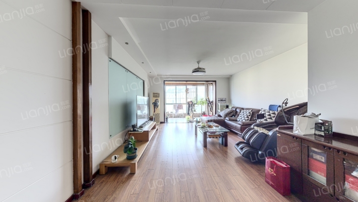 南山庭院二手房实景图