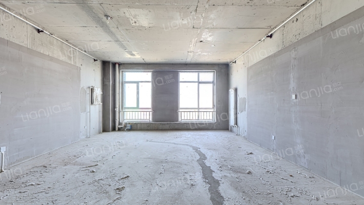 优质房源，目前做了装修，没打隔断。可更名，可注册-卧室