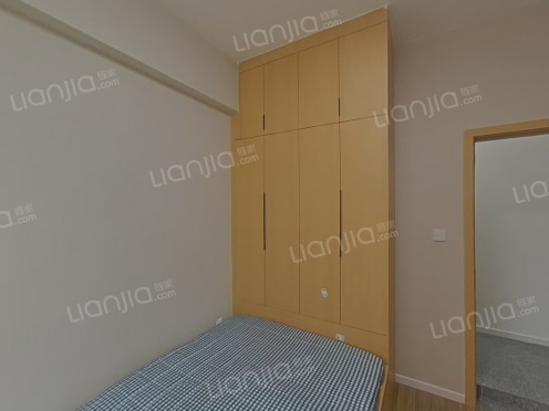 合租·诚投天邻风景 6居室 南卧