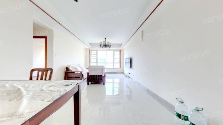 保利锦湖林语南区二手房实景图