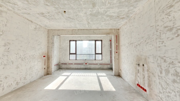 碧桂园翡丽湖樾二手房实景图