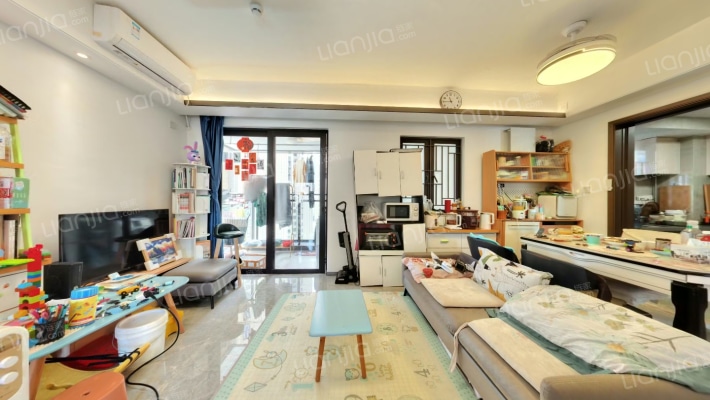 深城投中心公馆二手房实景图