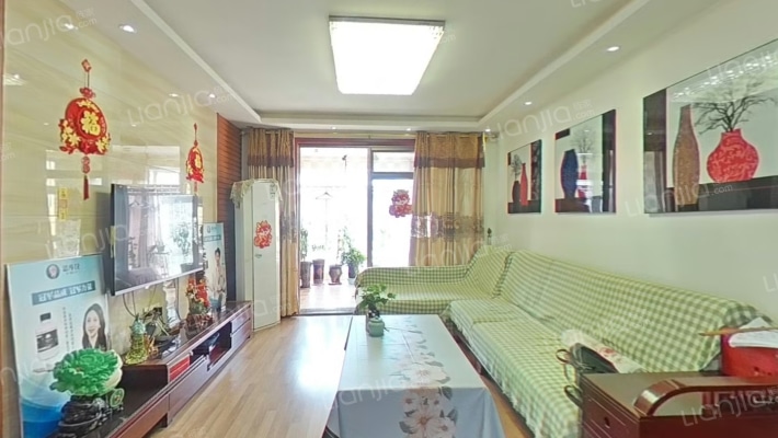 东鑫花园二手房实景图