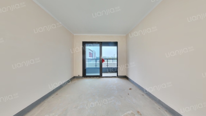 湖北交投长江国际绿创中心二手房实景图