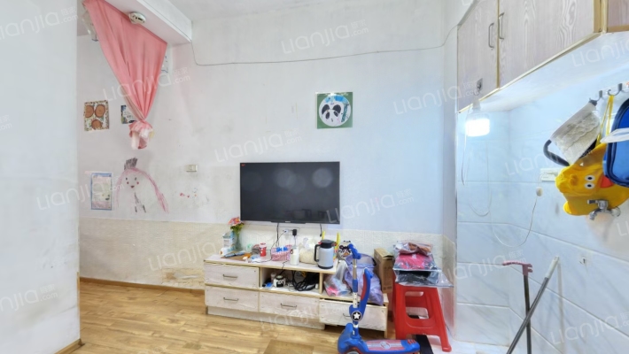 大夹街244号二手房实景图