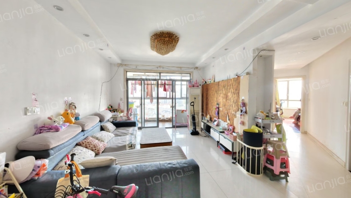 嘉德花园二手房实景图