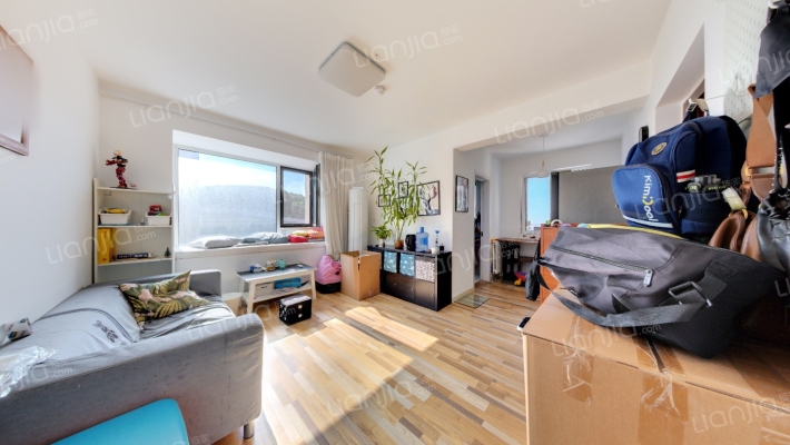 御景新苑二手房实景图