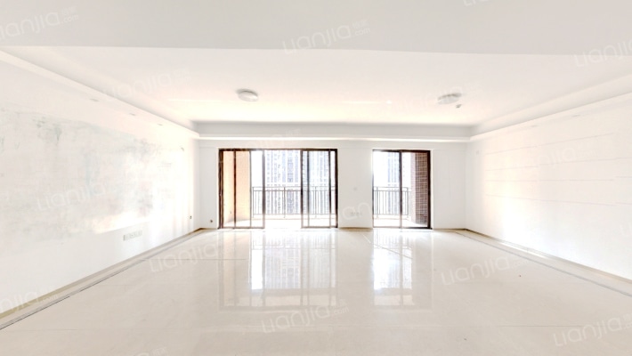 绿地璀璨家园2期二手房实景图