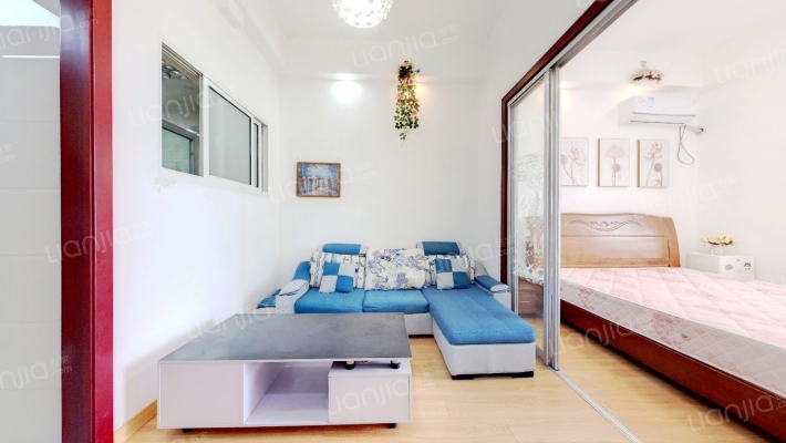 中宇国际公寓二手房实景图