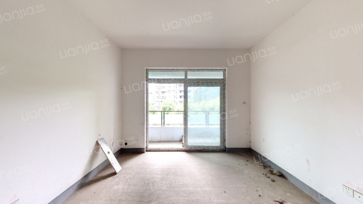 仁安龙城国际三期二手房实景图