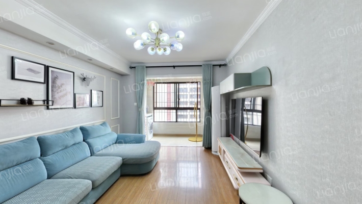 万科魅力花园二手房实景图