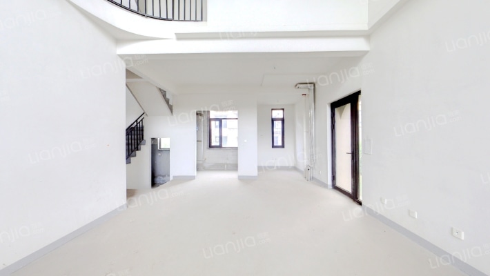 山东蓝海领航互联网产业园二手房实景图