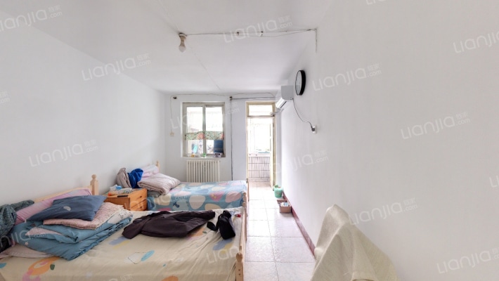 甸柳四区二手房实景图