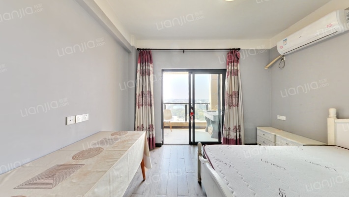 正元香槟花园二手房实景图