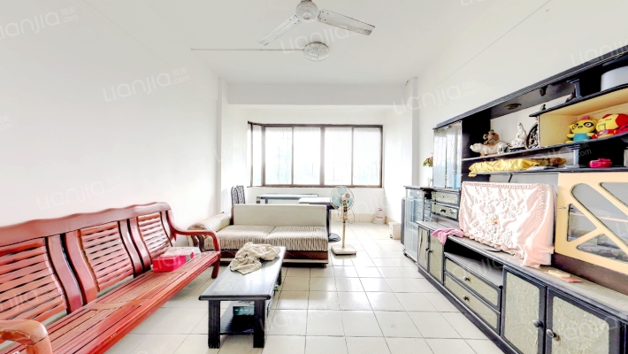 三友南路15号二手房实景图