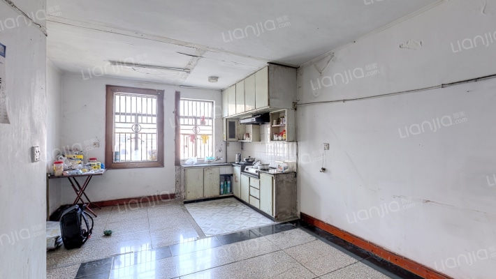 湖滨西楼二手房实景图