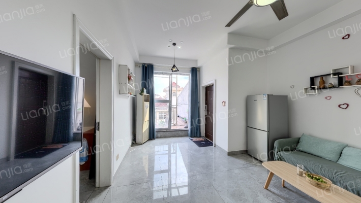 信水滨城二手房实景图