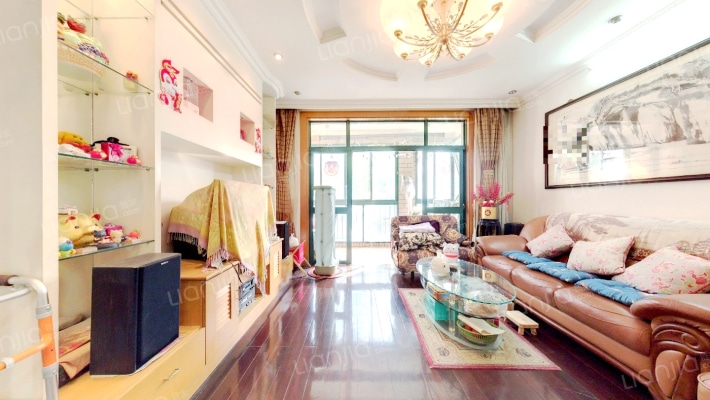 爱法新城二手房实景图