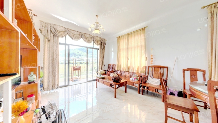 板芙民溪街二手房实景图