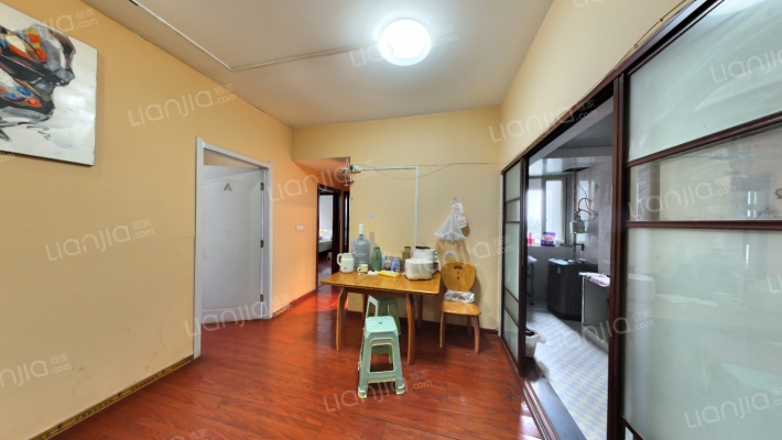 聚信广场二手房实景图