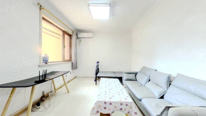 金海蓝湾二手房实景图