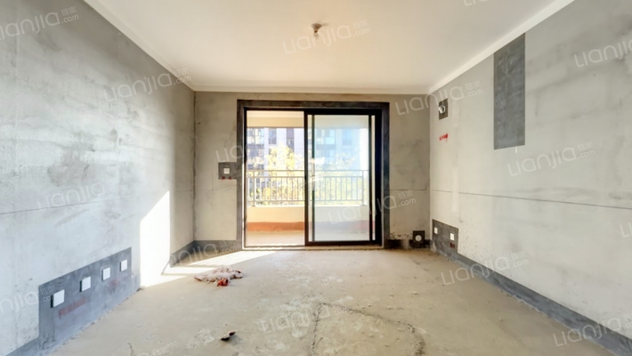 建业城南院二手房实景图