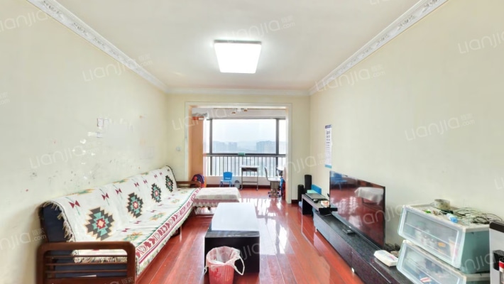 狮山峰尚二手房实景图