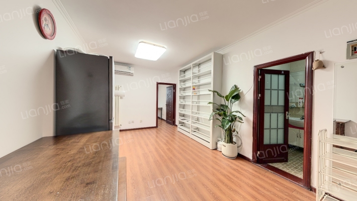 德胜门西大街甲5号二手房实景图