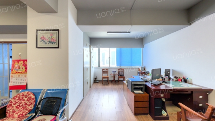 宝锡大厦二手房实景图