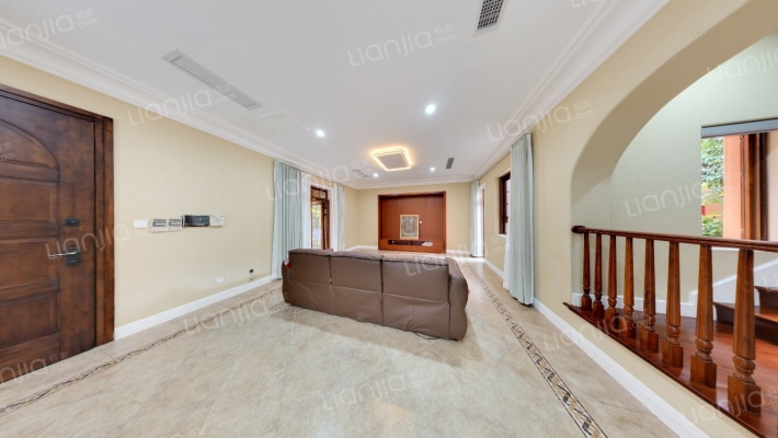 纳帕溪醍二手房实景图