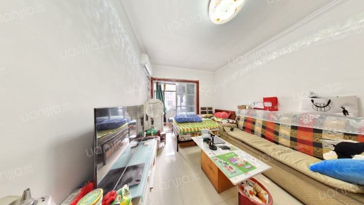 解放路92号院二手房实景图