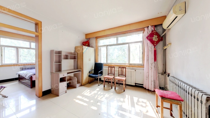 东泰花园二手房实景图