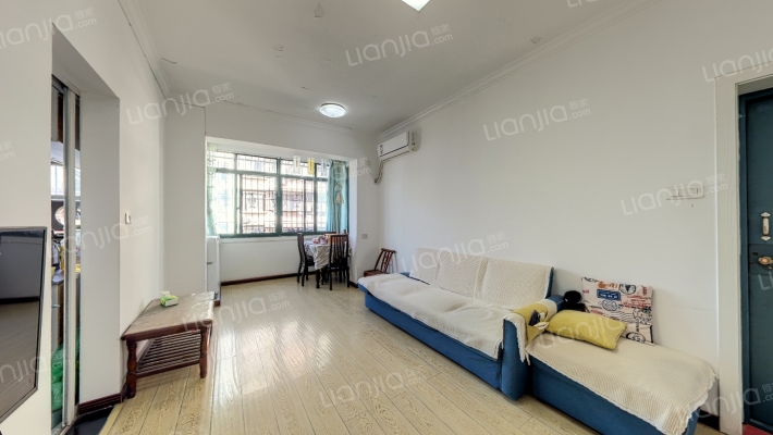 工行江南支行宿舍二手房实景图