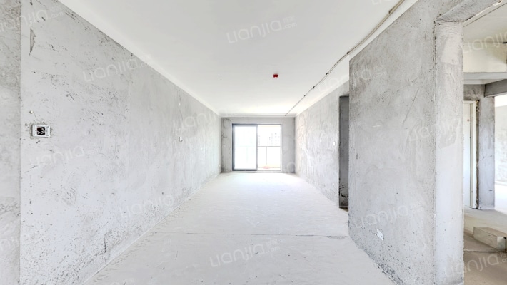 沁学园二手房实景图